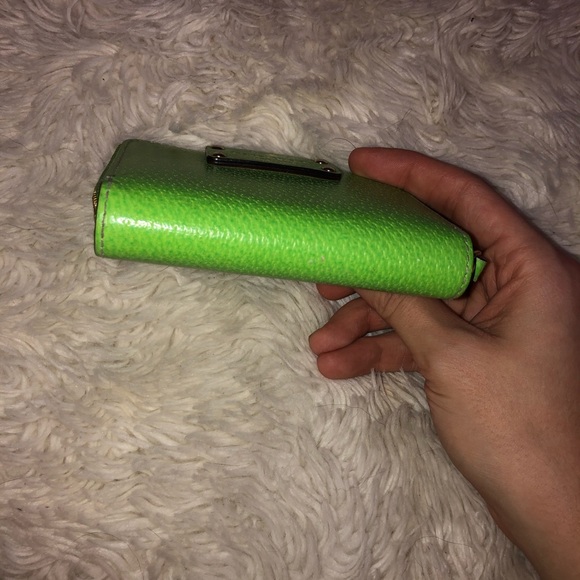 Kate Spade green mini wallet - Picture 3 of 5